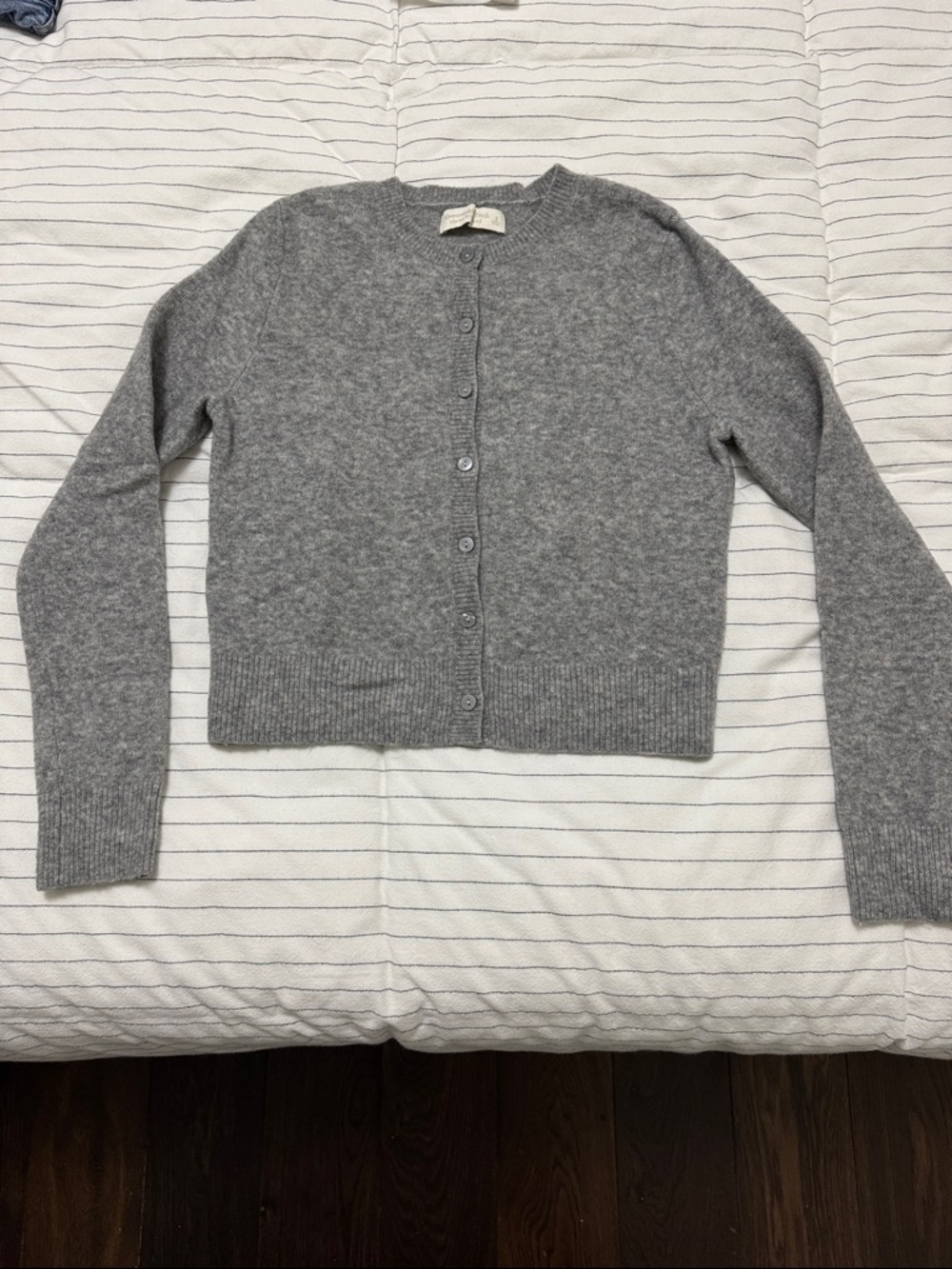Abercrombie & Fitch Heather Gray Button-Up Cardigan